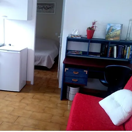 公寓 Maisonnette Blanqui 纳博讷